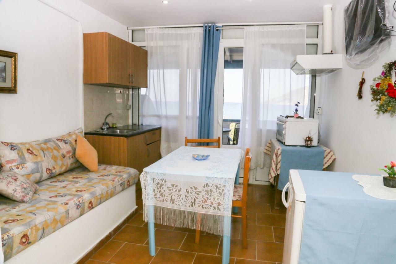 Tony'S Rooms Алинда Экстерьер фото